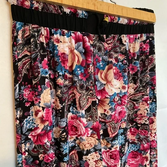 Vintage Romantic Floral Super Wide Leg Palazzo Pants - Picture 3 of 4